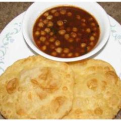 Spicy curried chickpeas and fried bread