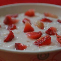 Strawberry Kheer (Pudding)