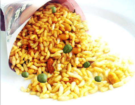 Crispy Puffed Rice Snack with Fried Cashews and Green Peas
