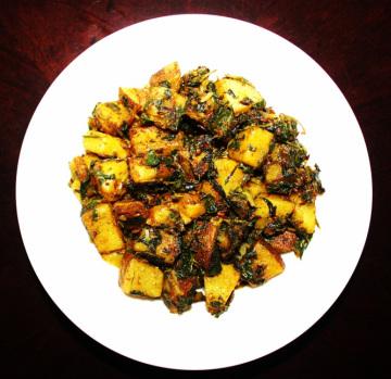 Cubed Potatoes with Fresh Fenugreek