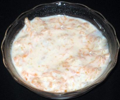 Carrots, Cashews and Dates in Smooth Yogurt