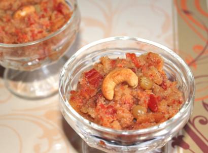 Nutty Farina Halva with Sliced Carrots