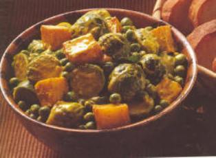 Brussels Sprouts, Potatoes & Peas with Sour Cream 