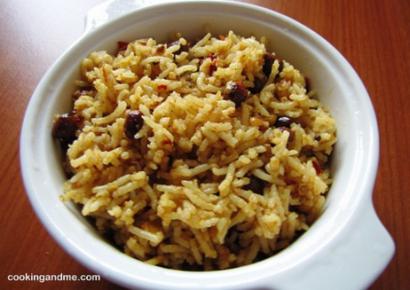 South Indian Hot, Sweet-and-Sour Tamarind Rice 