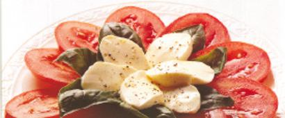 Tomato, Basil and Fresh Mozzarella Salad 