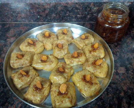 Gulkand Mawa burfi